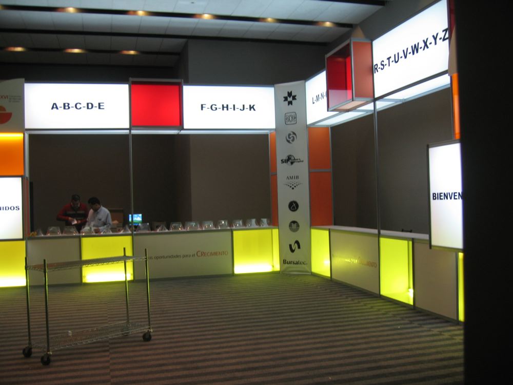 Imagen de un stand de un evento